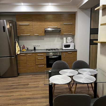 Vip Апартаменти Центр Rivne Zewnętrze zdjęcie