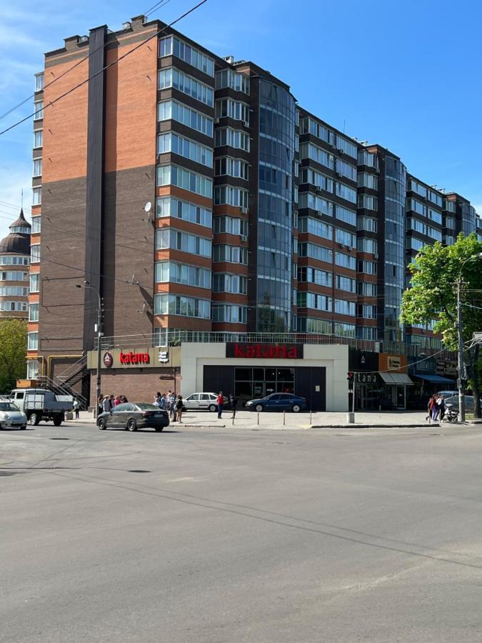 Vip Апартаменти Центр Rivne Zewnętrze zdjęcie